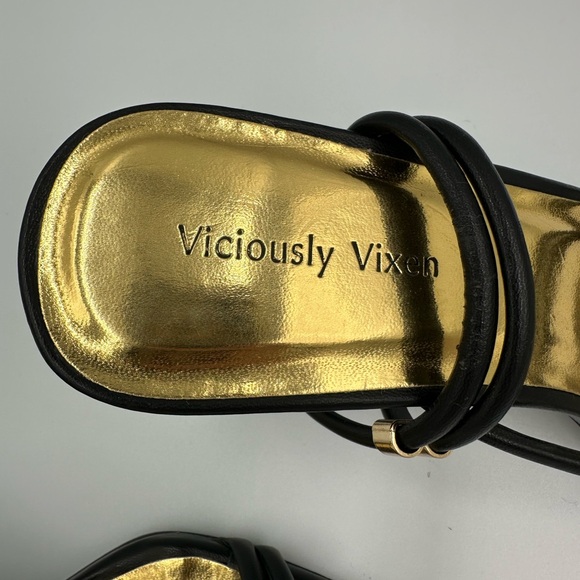 Viciously Vixen Black Strappy Kitten Heels, Size 7.5 - Picture 5 of 9